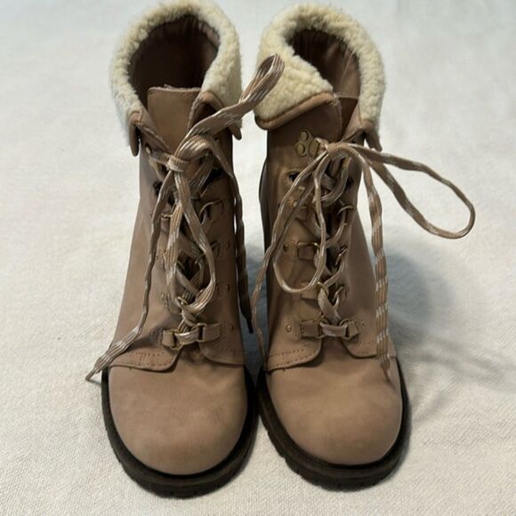 Torrid Foldover Lace Up Shearling Combat Bootie Block Heels Womens 8 W Tan New - Picture 4 of 13